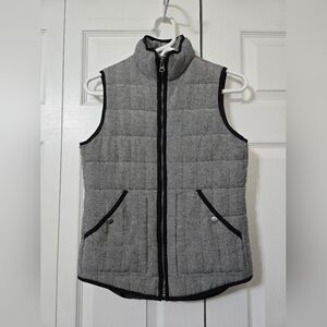 Merona Black & White Herringbone Insulated Zip Up Vest with Pockets,Size XS, EUC